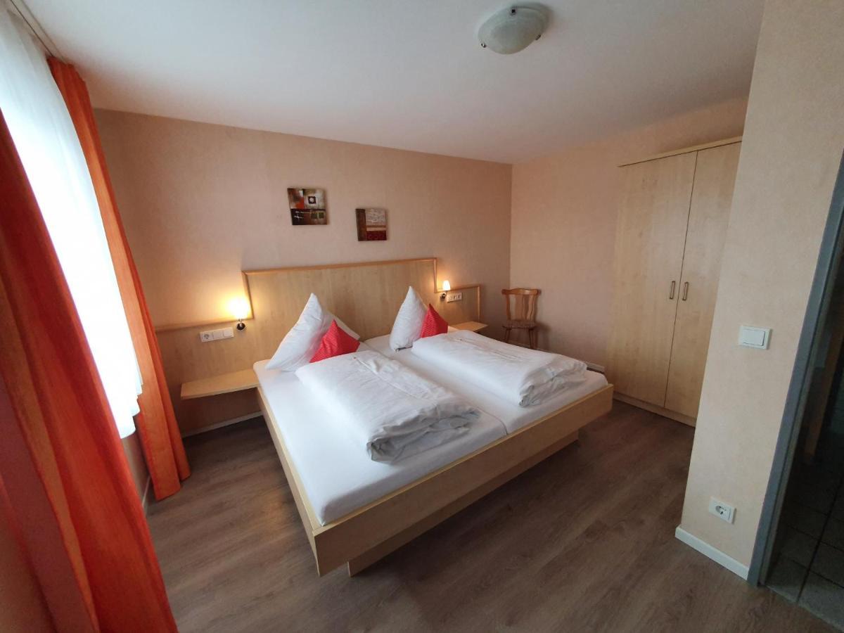 Gaestehaus Ermen Kamp-Lintfort Luaran gambar