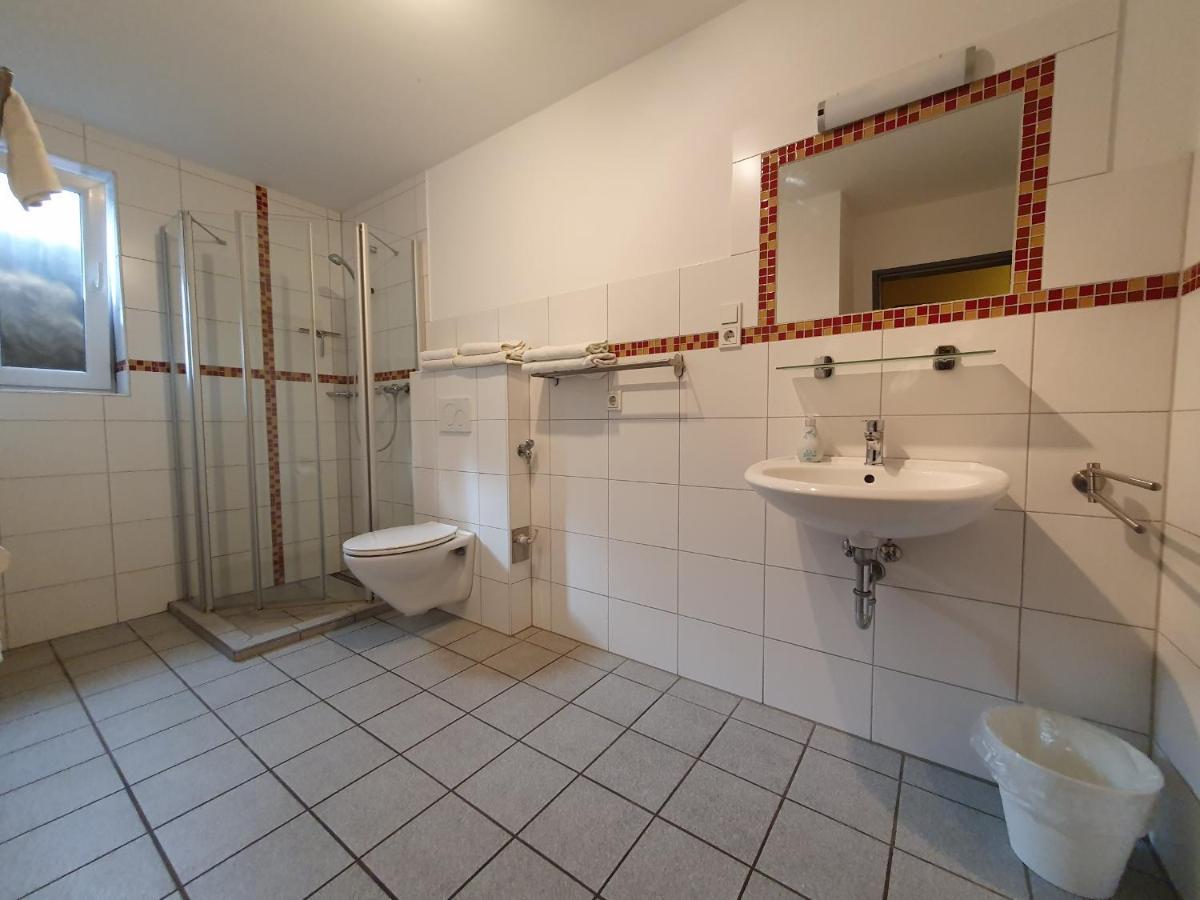 Gaestehaus Ermen Kamp-Lintfort Luaran gambar